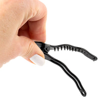 Load image into Gallery viewer, Small Black Wavy Prong Beak Clips - Pair