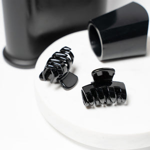 Small Unisex Black Solid Flat Teeth Hair Claws - Pair
