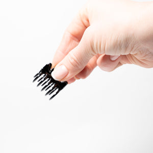 Small Unisex Black Hair Claws with Flat Teeth - Pair