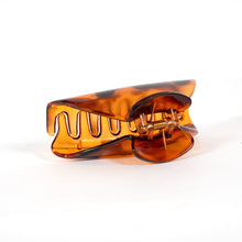 Load image into Gallery viewer, Medium Tortoise Plastic Curvedc Hair Clamp