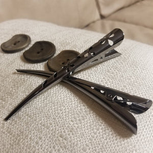 Large Chrome Color Metal Cut Out Beak Clip - Pair