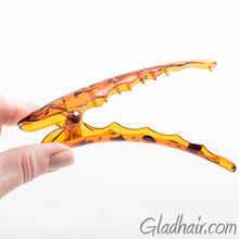 Load image into Gallery viewer, Shark (Concord) Salon Beak Clip Tortoise Shell - 1 piece