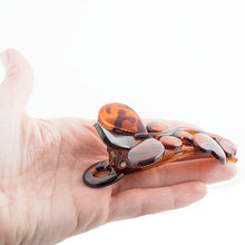 Load image into Gallery viewer, Butterfly with Heart Tortoise Plastic Fork Beak Clip