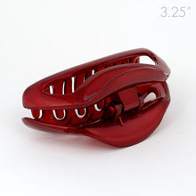 Load image into Gallery viewer, Medium Half Moon Shaped Red Claw