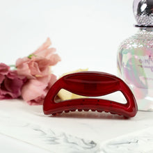 Load image into Gallery viewer, Medium Half Moon Shaped Red Claw