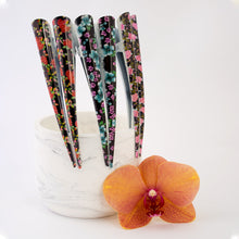 Load image into Gallery viewer, Large Metal Floral Beak Clip with Red Flowers - Pair