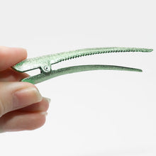 Load image into Gallery viewer, Pastel Crackle Finish Beak Clips - Pair