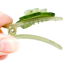 Load image into Gallery viewer, Flower Shaped Acrylic Beak Clip with Crystals - 1 piece