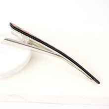 Load image into Gallery viewer, Large Metal Beak Red Marble Design - 1 Piece