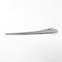 Load image into Gallery viewer, Slim Large Light Brown Metal Flamingo Beak Clip No Teeth - 1 piece